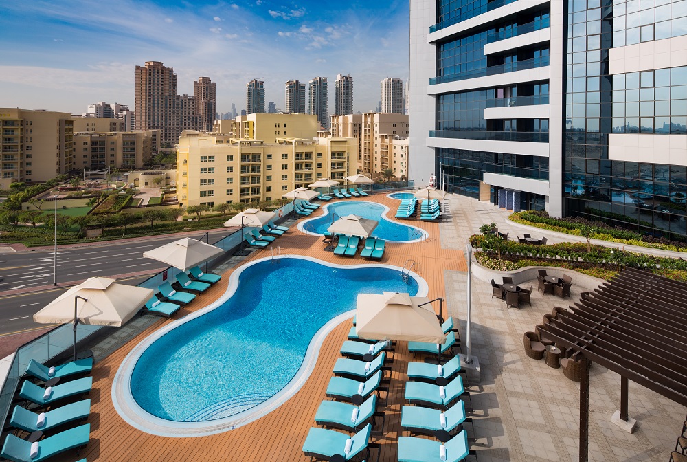 MPBH - Hotel Pool - Exterior 1